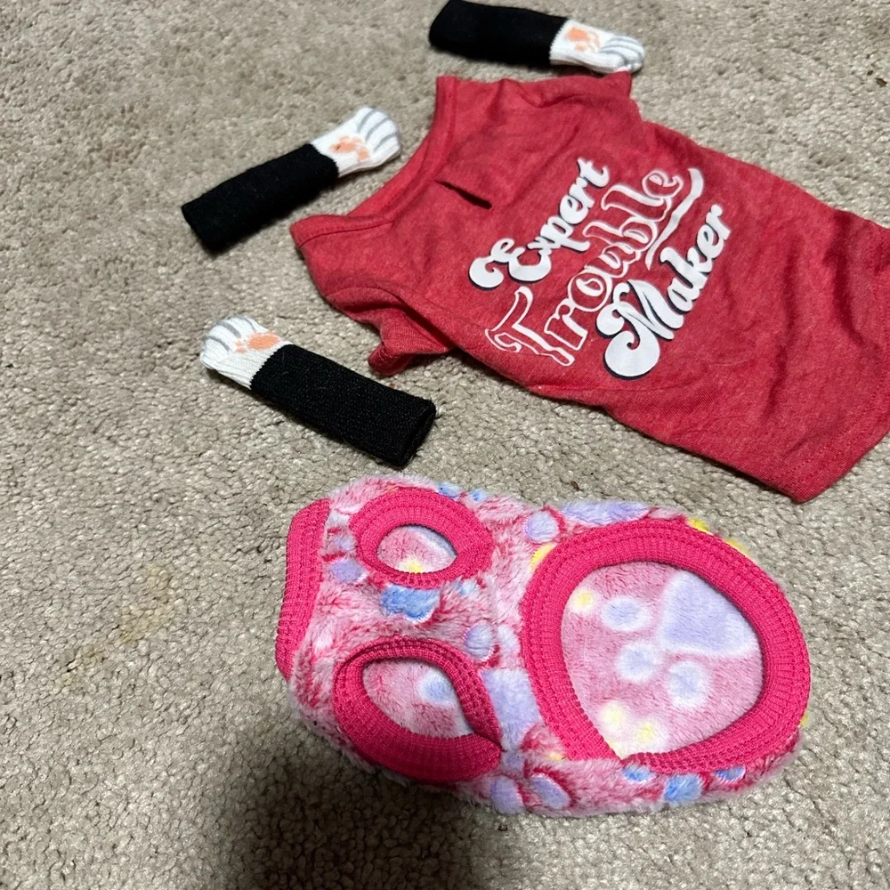 Small Dog/cat Shirt & Pink Fuzzy Sweater